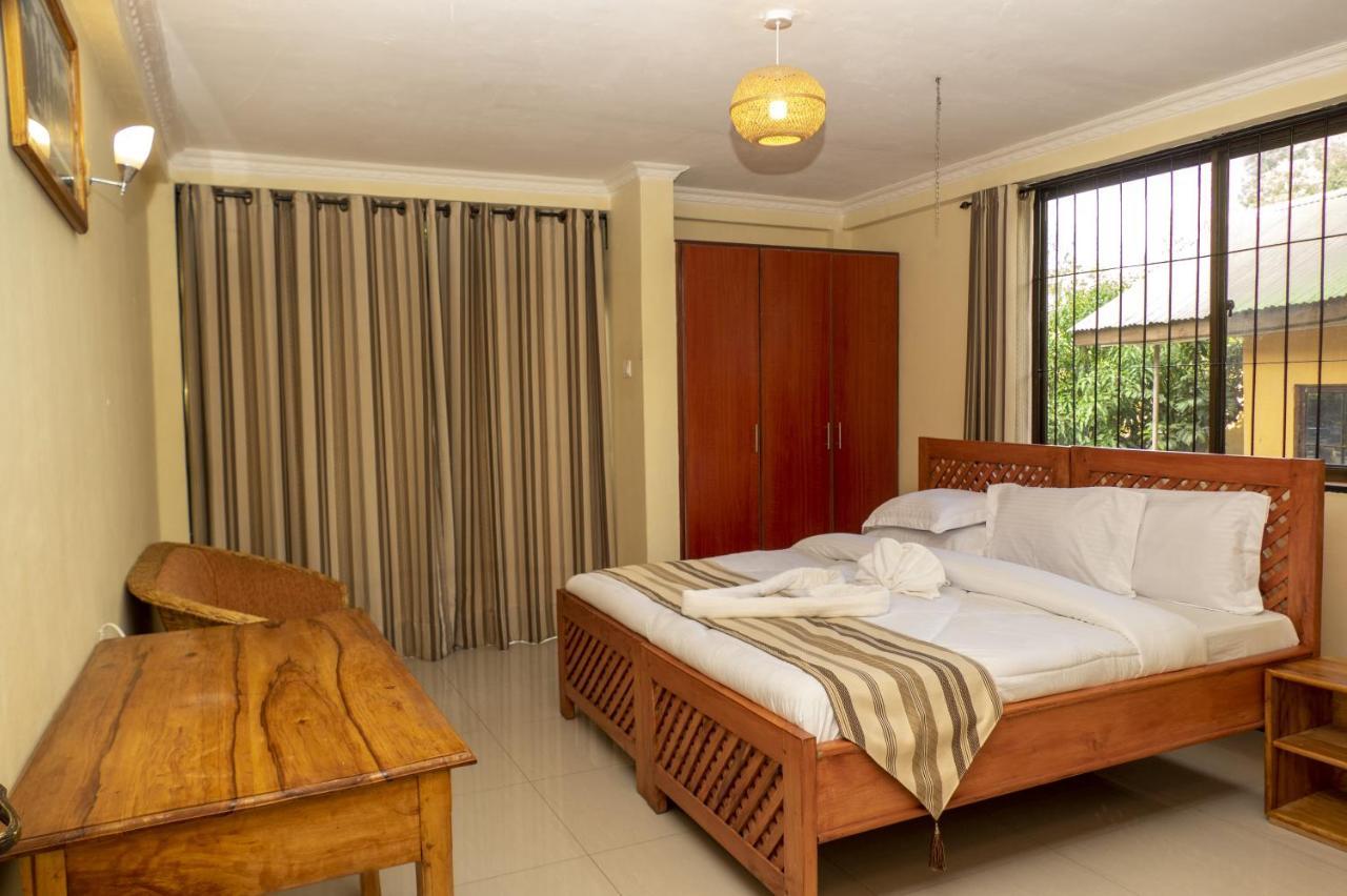 Runako Lodge Arusha Exteriör bild